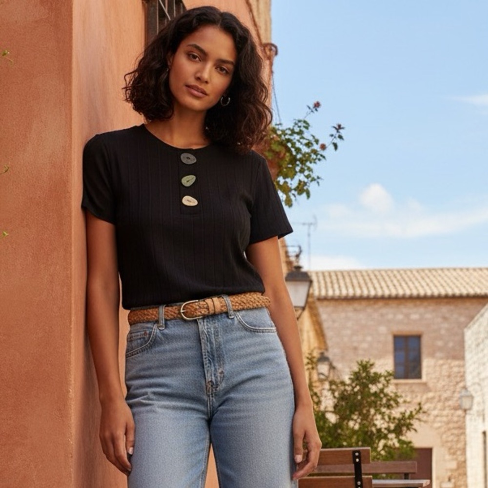 ZARA Ribbed‎ Knit Black Button Detail Short Sleeve Top Size M